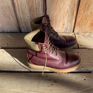 Timberland Premium 6-Inch Boots Size 5 Burgundy